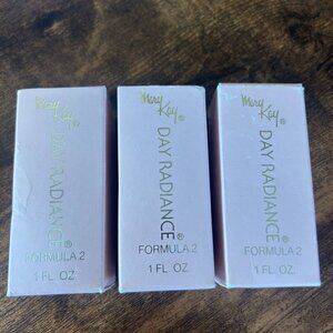 Vintage Mary Kay Day Radiance Formula 2 Cinnamon 1 fl oz Set of 3 NEW Old Stock